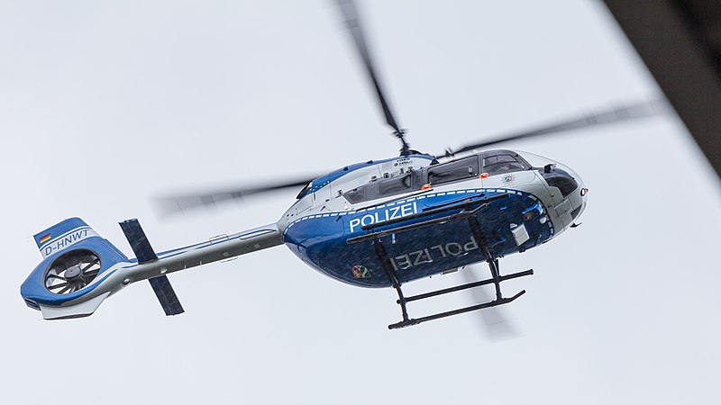 Datei:Polizeihubschrauber.jpg