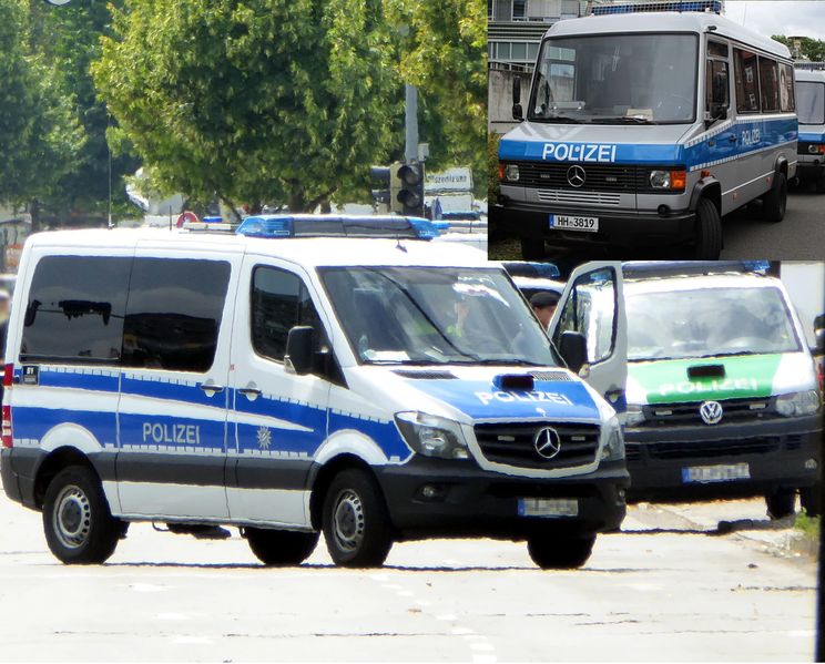 Datei:Gruppenkraftwagen.jpeg